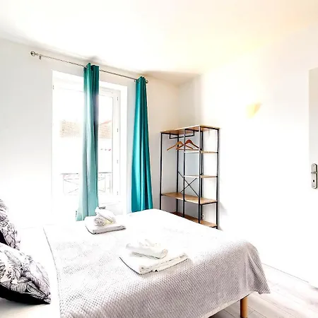 802 Lovely's - Superb Bagnolet